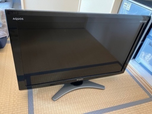 AQUOS 32型テレビ　本体のみ
