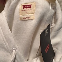 Levis パーカー　新品の画像