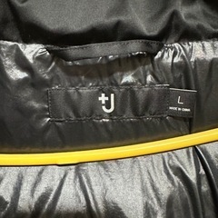 UNIQLO +J ダウンジャケットの画像