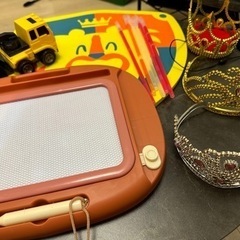 おもちゃセット　収納ケース　おもちゃ箱の画像