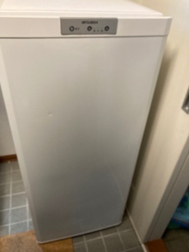 MITSUBISHI 1ドア冷凍庫 121L MF-U12T-W