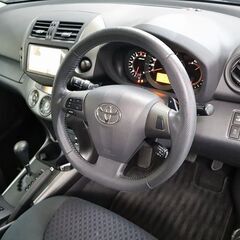 【視界が広く荷物も多く載せられる車！！】　車内も広いのでオススメです。の画像