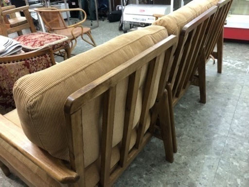 関家具　3人掛けソファ