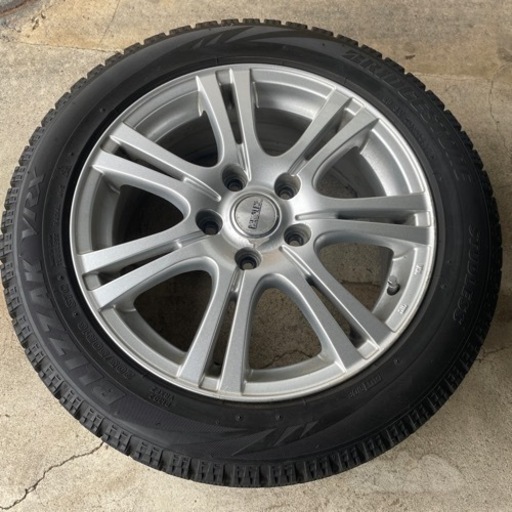 【受渡決定】BLIZZAKタイヤホイール付き　205/50R16 87Q