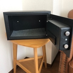金庫（セントリー社製）の画像