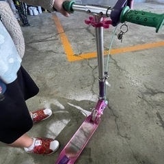 子供　女の子　スクーターの画像