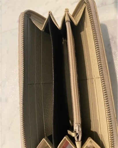 グッチ財布