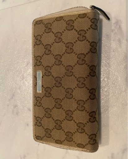 グッチ財布