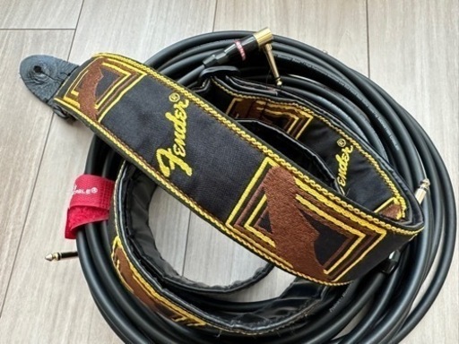 モンスターケーブル　ベース用シールド　2本中古品