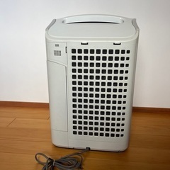 【SHARP】空気清浄機　2009年製の画像