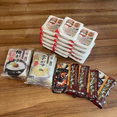 保存食品　（白米16個、ビーフシチュー4個、お粥6個）