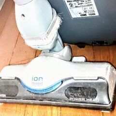 TOSHIBA サイクロンクリーナートルネオ (取扱説明書付き)の画像