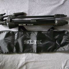 SLIK 三脚 F630 3段 　収納ケース付き