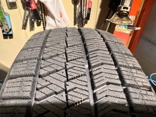 175/60r16 ブリザックvrx2 21年製 ワンシーズンのみ使用