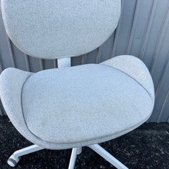IKEA イケア HATTEFJLL ハッテフィェル オフィスチェア ミディアムグレー の画像