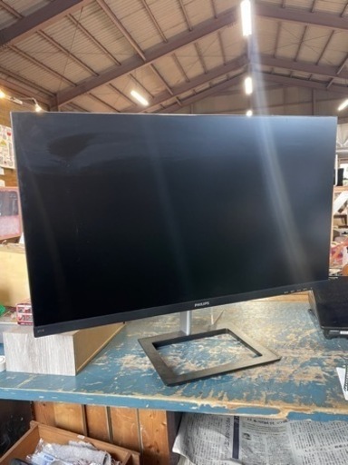 2021年製　PHILIPS モニターディスプレイ 271E1D/11 (27インチ
