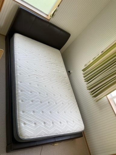 ニトリ　セミダブルベッド　Nスリープマットレス