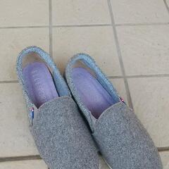 ELLEスポーツ  女性用ローファーの画像