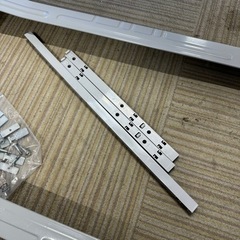【超美品‼️】日立純正 衣類乾燥機スタンド ぴったりスタンド 直付け DES-P32 シルバー♪の画像