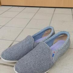 ELLEスポーツ  女性用ローファーの画像