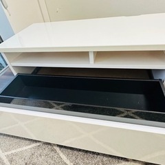 【LOWYA】TVボード 幅140 日本製TV台【値下げします】の画像