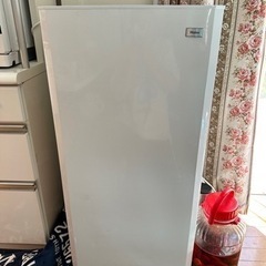 Haier 電気冷凍庫　JF-NU100E 2013年の画像