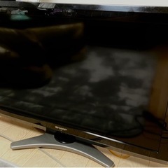 SHARP製　32型テレビ　売ります