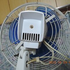 昭和な扇風機の画像