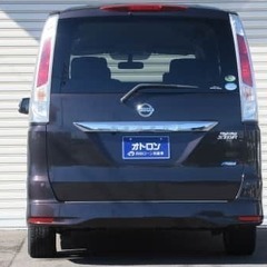 自社ローンで車が買える　日産セレナの画像
