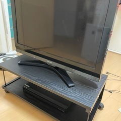 東芝REGZAテレビ、レコーダー。テレビ台セット