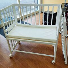 大和屋 ベッドサイドベッド そいねーる+（プラス） ベビーベッド 添い寝 高さ調節の画像