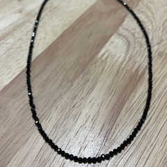 ブラックスピネルの画像