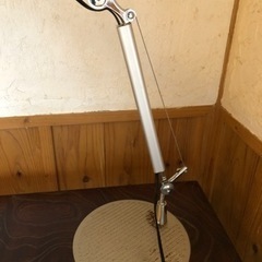 【断捨離】ピクサーっぽい　スタンドライトの画像