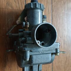 バイク用の中古キャブレター4種類セットの画像