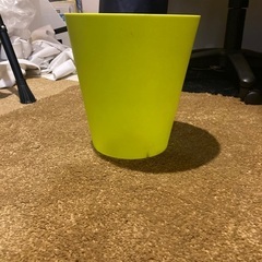 ゴミ箱の画像