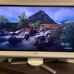 SHARP 37型液晶TV（おまけ付き）