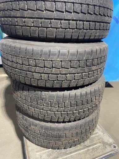 スタッドレスタイヤ