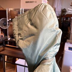 【メンズ衣料】Adventure Gear フード付ナイロンジャケット（ライトグリーン）Lくらいの画像