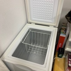 冷凍庫60L