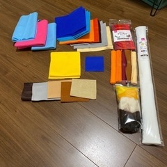 フェルト新品＆ハギレ