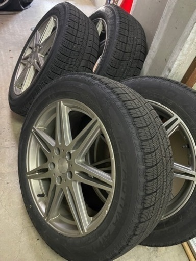 再投稿　18インチスタッドレス４本