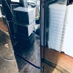 福岡市内配送無料　2019年　三菱電機 MITSUBISHI ELECTRIC MR-P15D-B [冷蔵庫 （146L・右開き） 2ドア サファイアブラック] 上ドア前に傷あり