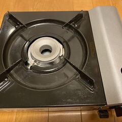 ガスコンロｘ2個＋ガス缶1本の画像