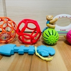 値下げ【お子さんお孫さんに！】おもちゃ4点セットの画像