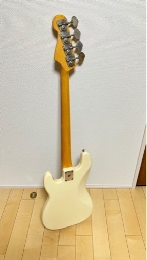 【お取り引き予定者あり】フェンダー　ベース