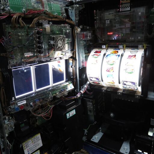 パチスロ実機 リゼロ 剣聖パネル Re:ゼロから始める異世界生活 コイン不用機・鍵付き スロット機|江別市のリサイクルショップドロップ