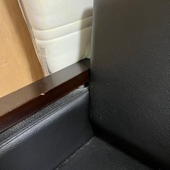 美容室の立派な椅子の画像