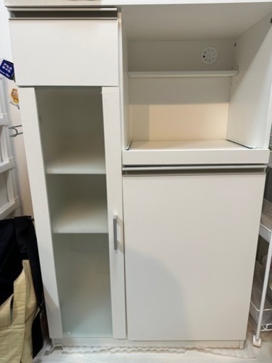 食器棚　白　ニトリ　取引中