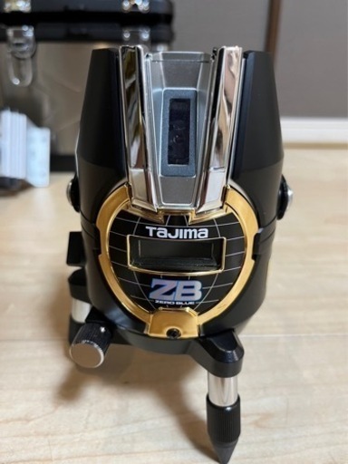 ブルーグリーンレーザー墨出し器 ZEROBLUE(ゼロブルー)KYR