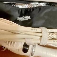SARONIA 25mmヘアアイロン　使用頻度少の画像